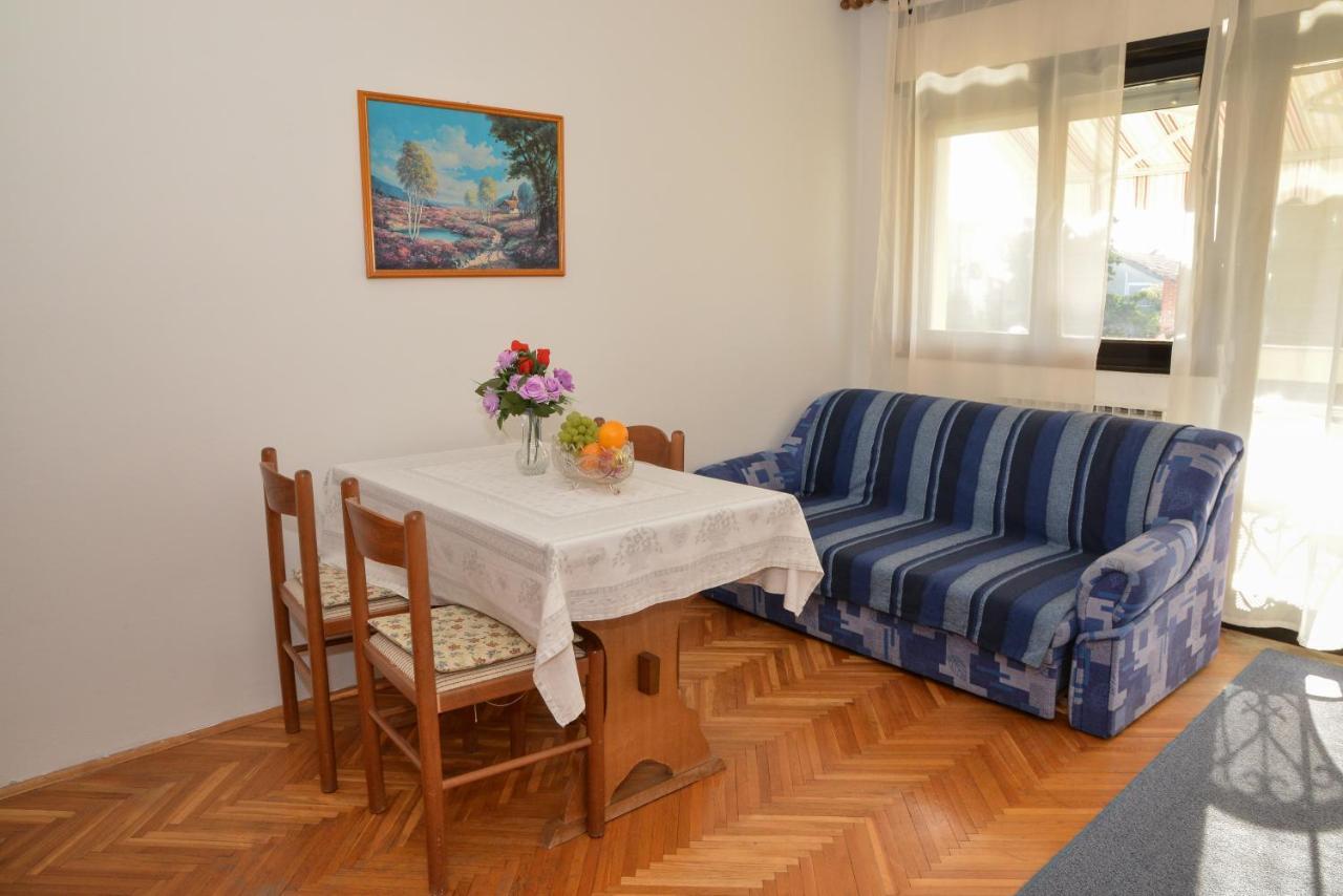 זאדאר Apartments Sestan מראה חיצוני תמונה