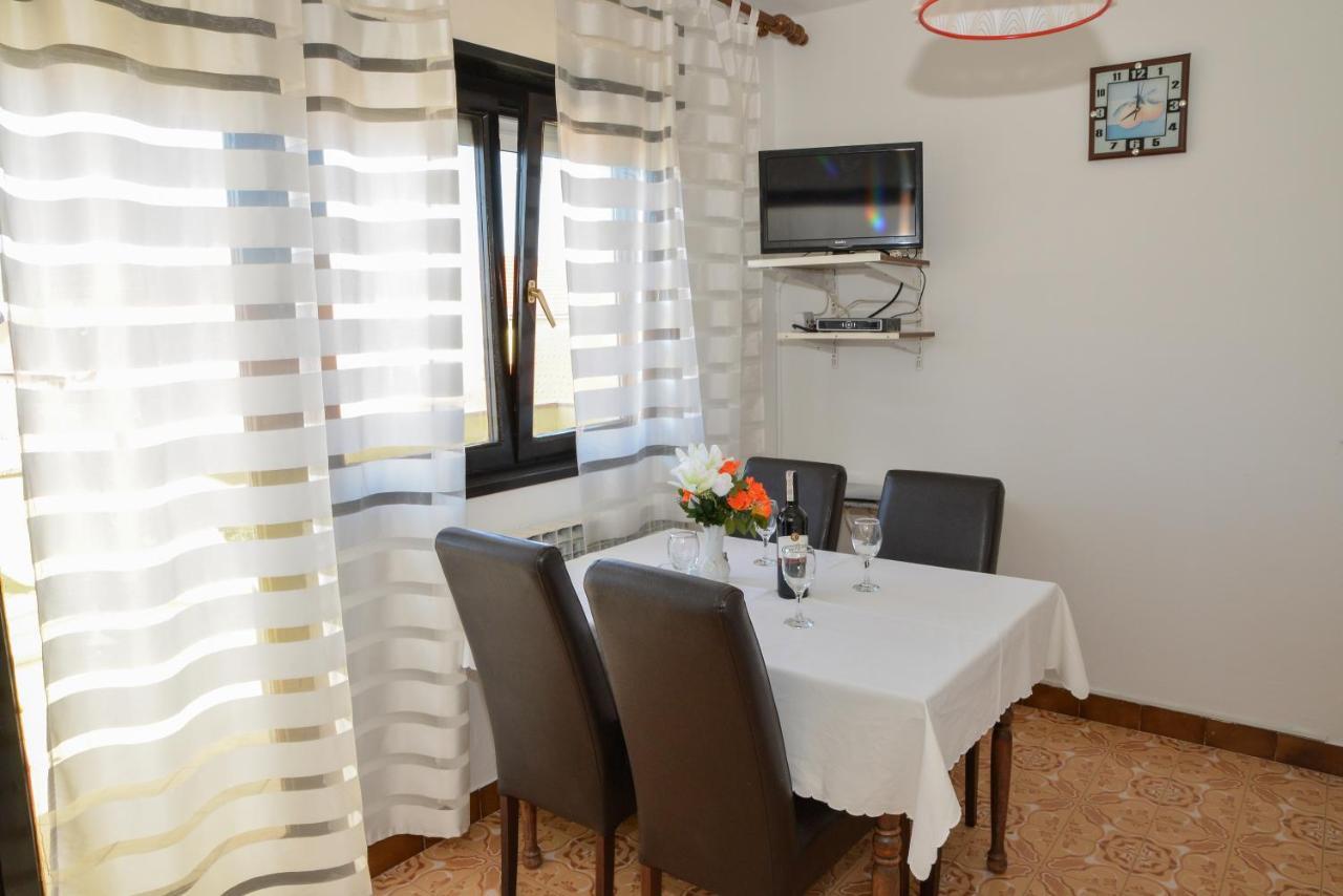 זאדאר Apartments Sestan מראה חיצוני תמונה