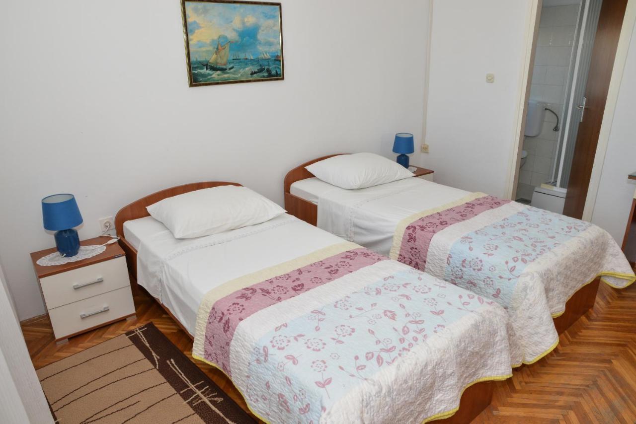 זאדאר Apartments Sestan מראה חיצוני תמונה